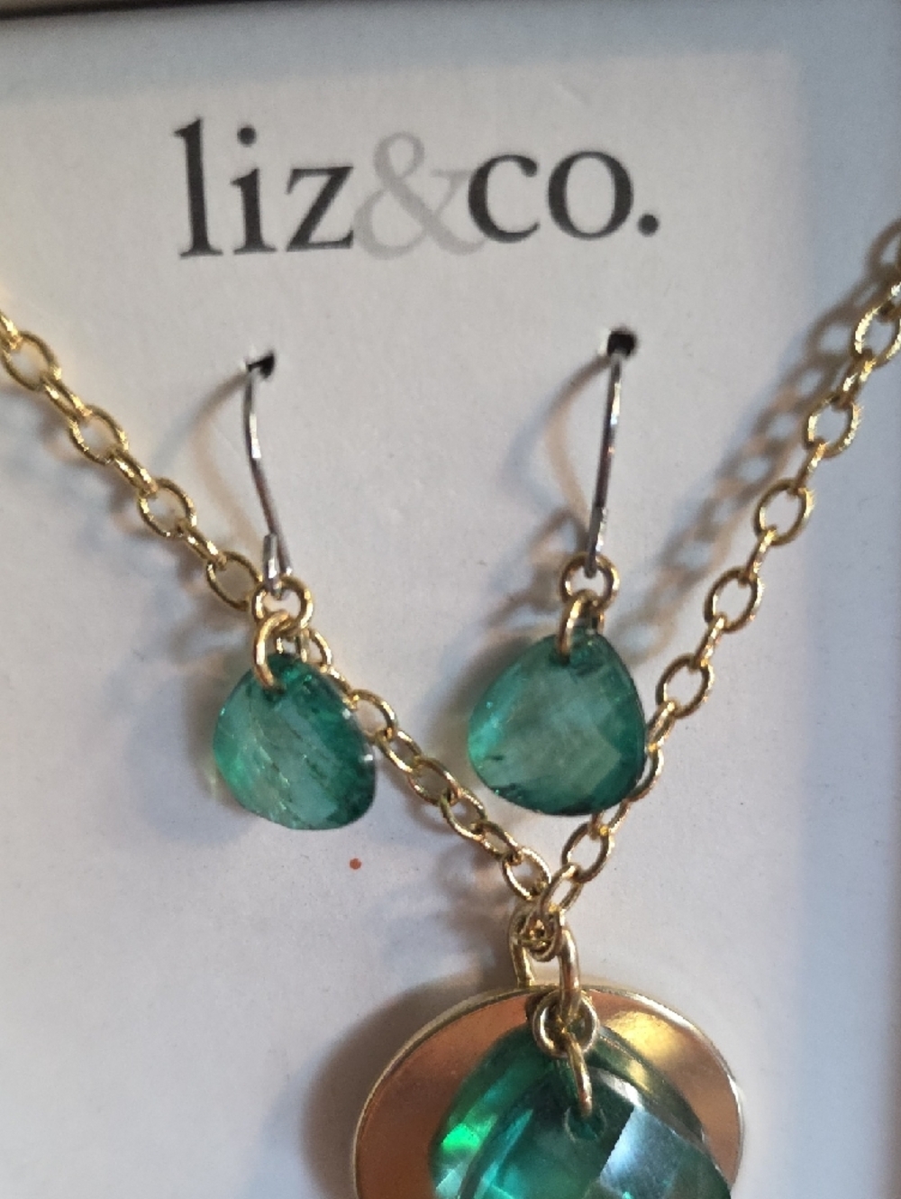 liz & co. Gold-Tone Necklace and Drop Earrings with Green Crystal, May NWT - Picture 3 of 4